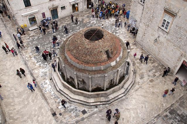 Onofrio fountain